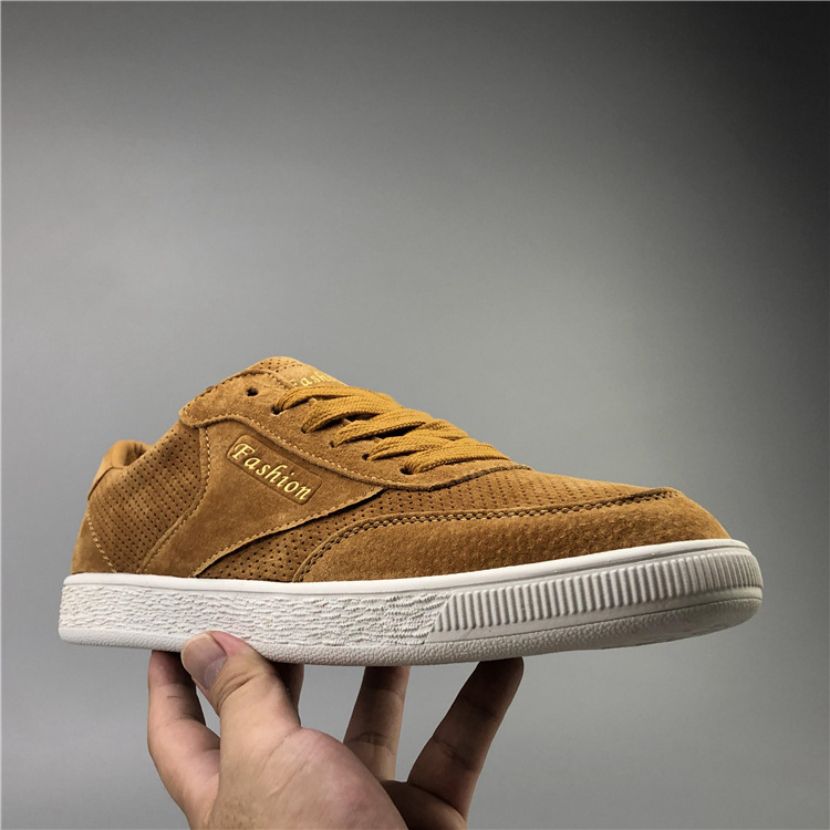 Customized Wholesale Bulk Classic Blank Fashion Mens and Women Trendy Suede Casual Shoes for Men Unisex