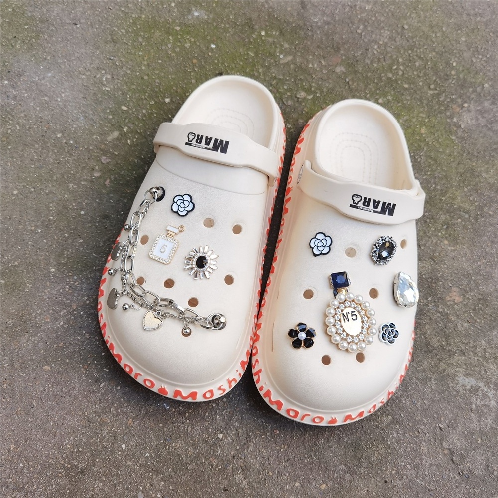 new arrival hole clogs charms  shoe chain set for girls camellia Love rhinestone chain shoe buckle slippers accessories