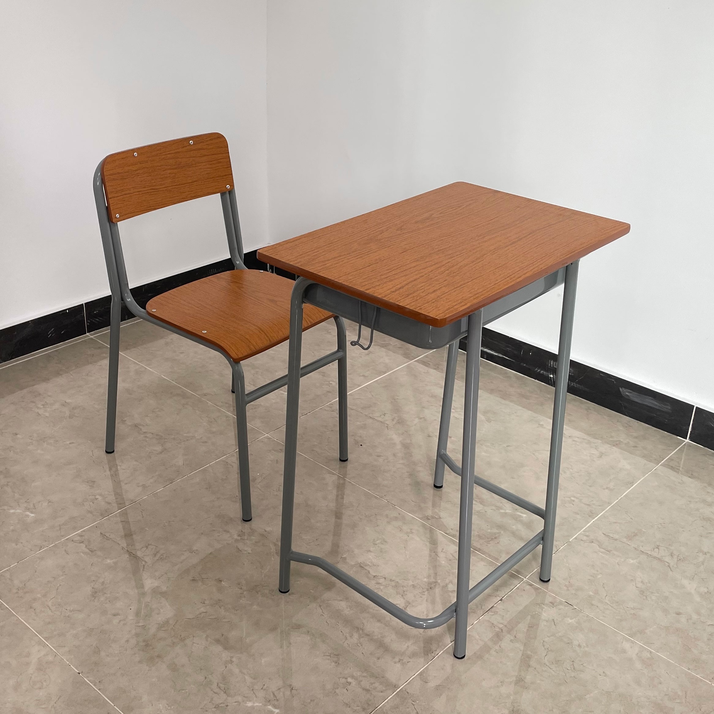 Modern school furniture classroom single student desks and chairs Desks and chairs primary school desks and chairs school