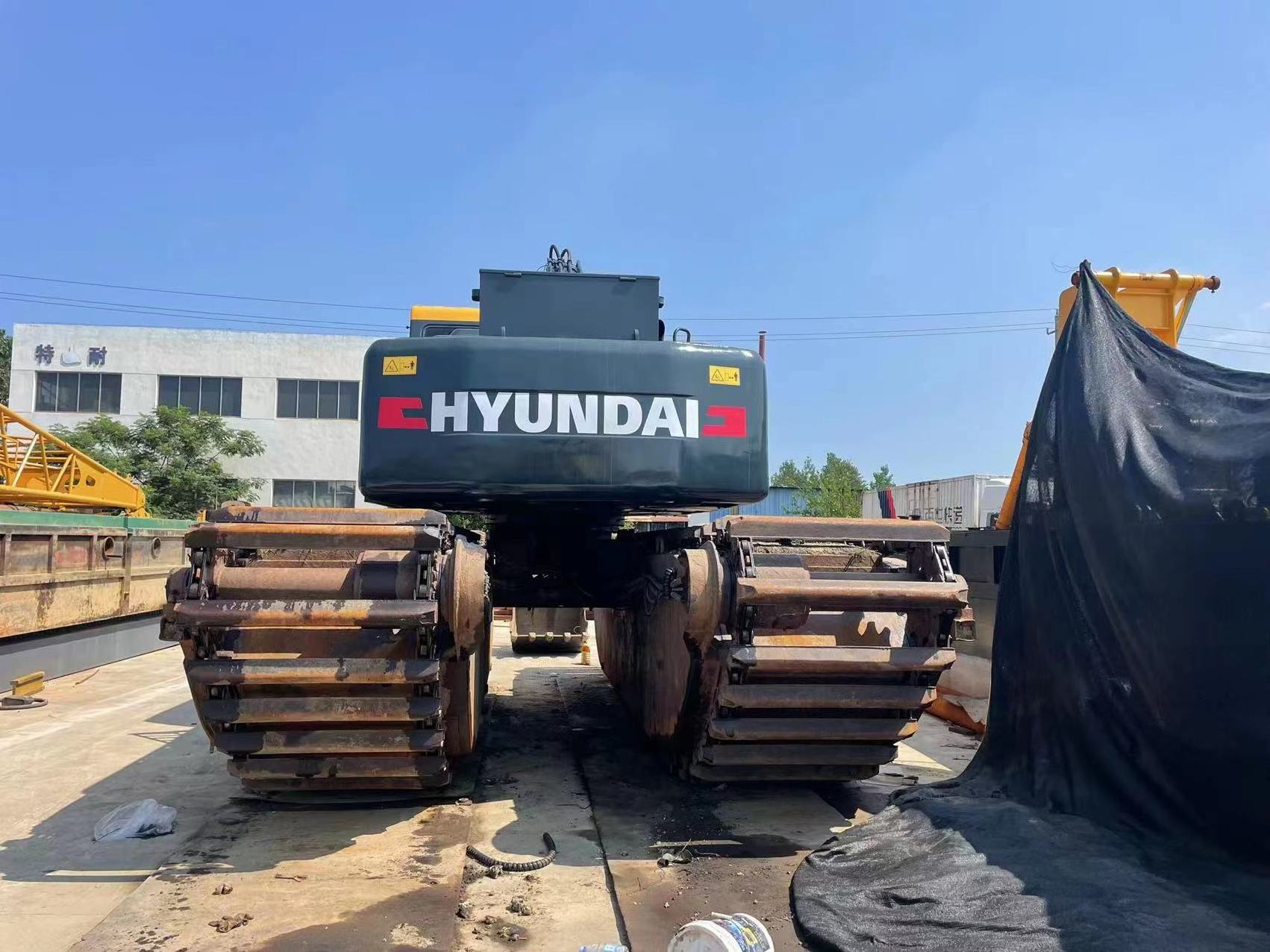 Chinese Best Heavy Equipment Swamp Buggy Amphibious Excavator For Sale Used