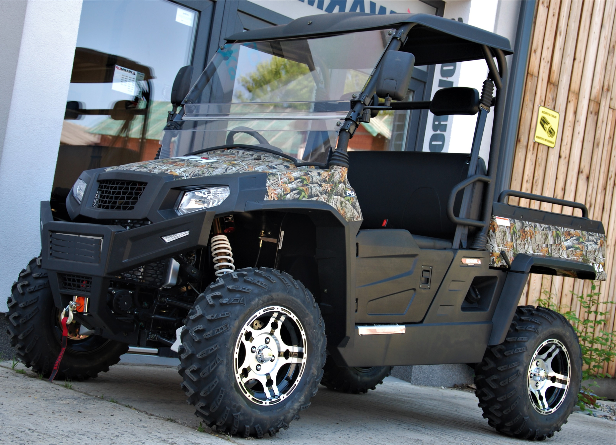 Highly Modern WORKMAX 580 Off Road Vehicle Electric UTV Utility Vehicle