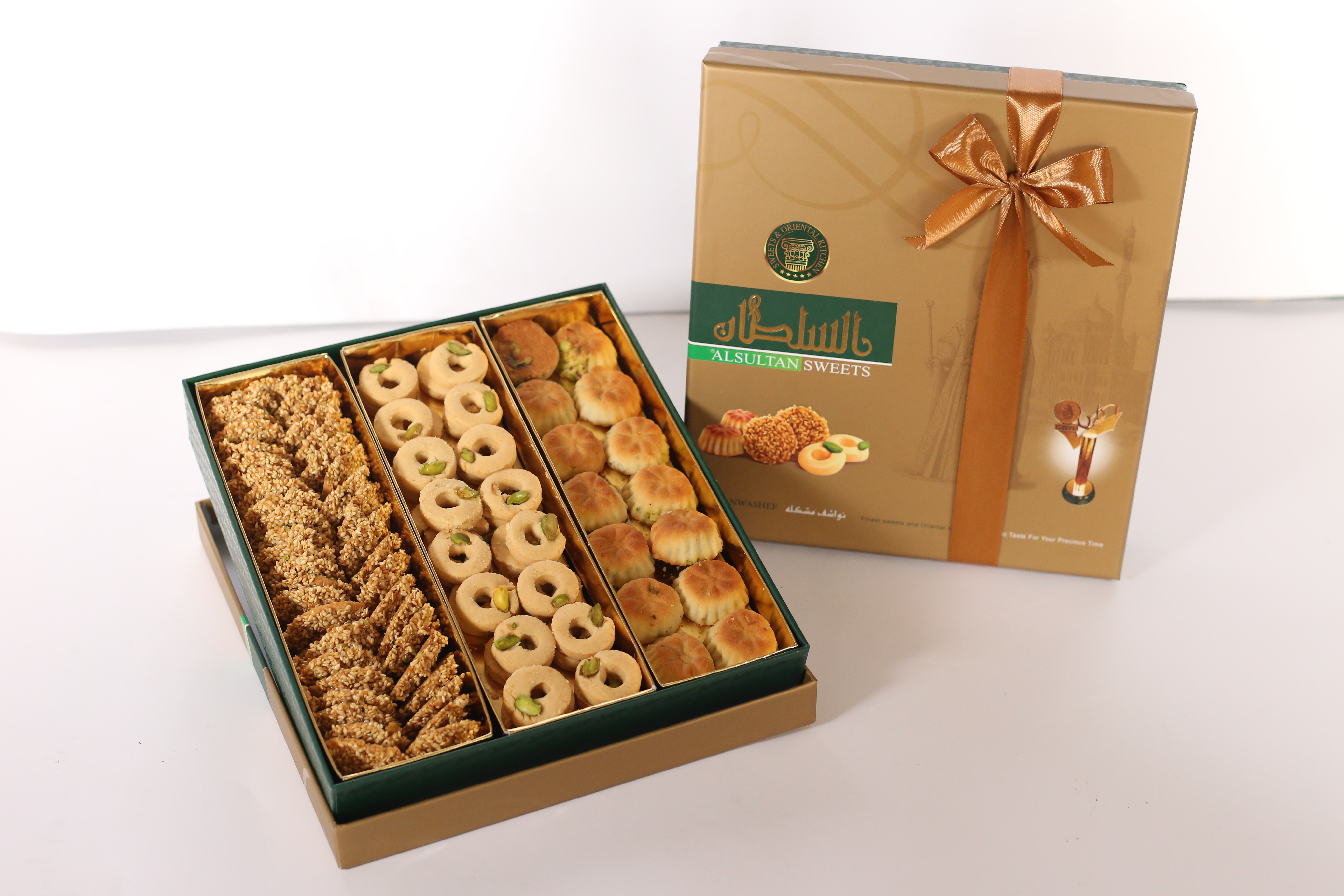 Buy In Bulk Al Sultan Sweets Nawashef Mixed 750 gm Maamoul, Barazek and Ghariba. Snacks Halva Serving Cookie Baklava Making