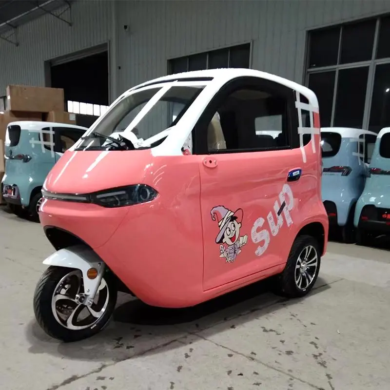 CKD EEC Electric Vehicle Fully Enclosed Cabin Scooter 3 Wheel Electric Taxi Tricycle with Air Conditioning