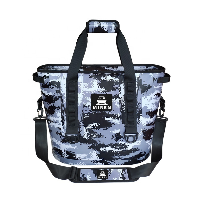 Aermir factory new custom camouflage pattern outdoor TPU soft cooler bag, suitable for camping picnic use.