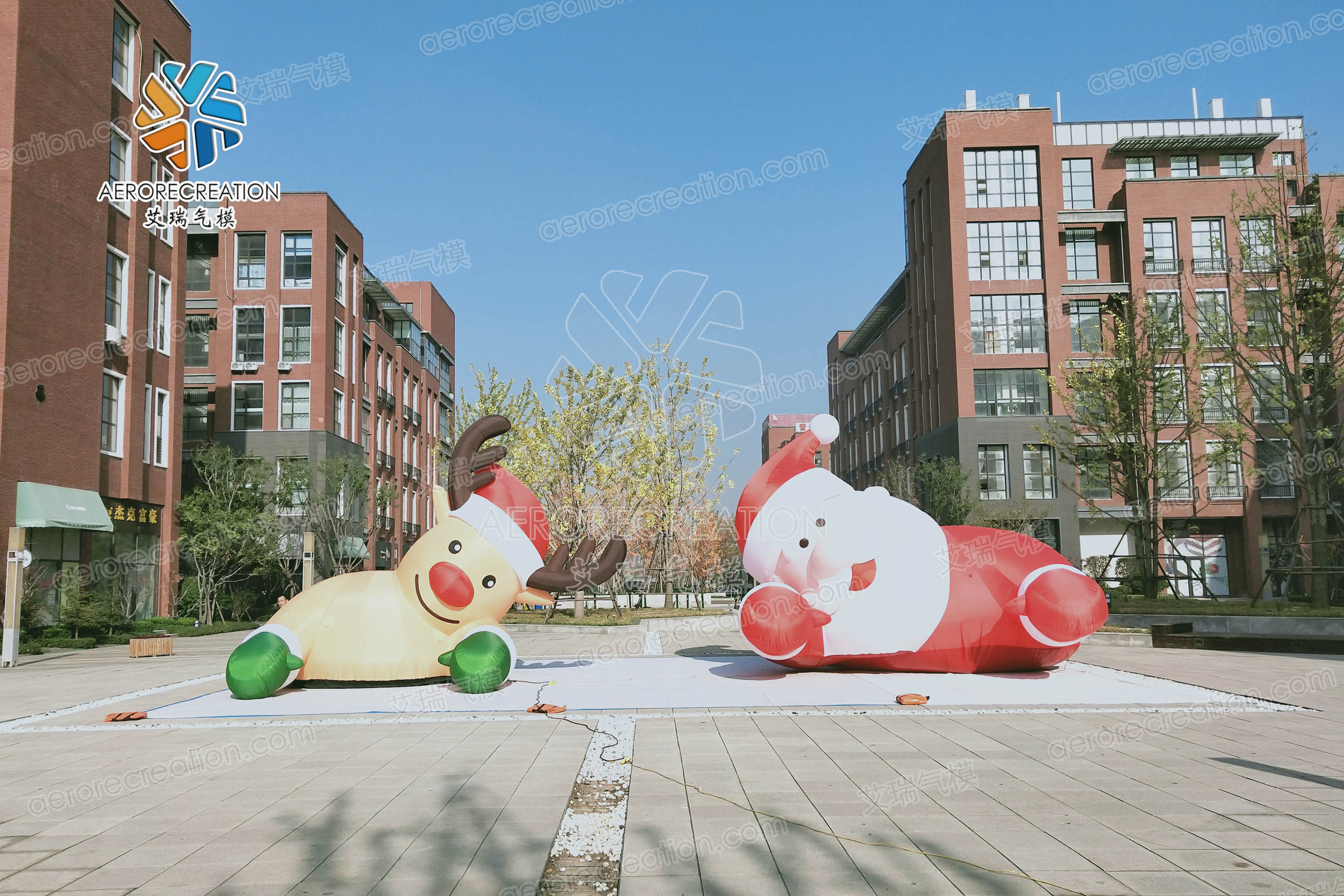 Aero giant inflatable Santa Claus and elk combination Christmas inflatable decoration Customizable Christmas inflatable