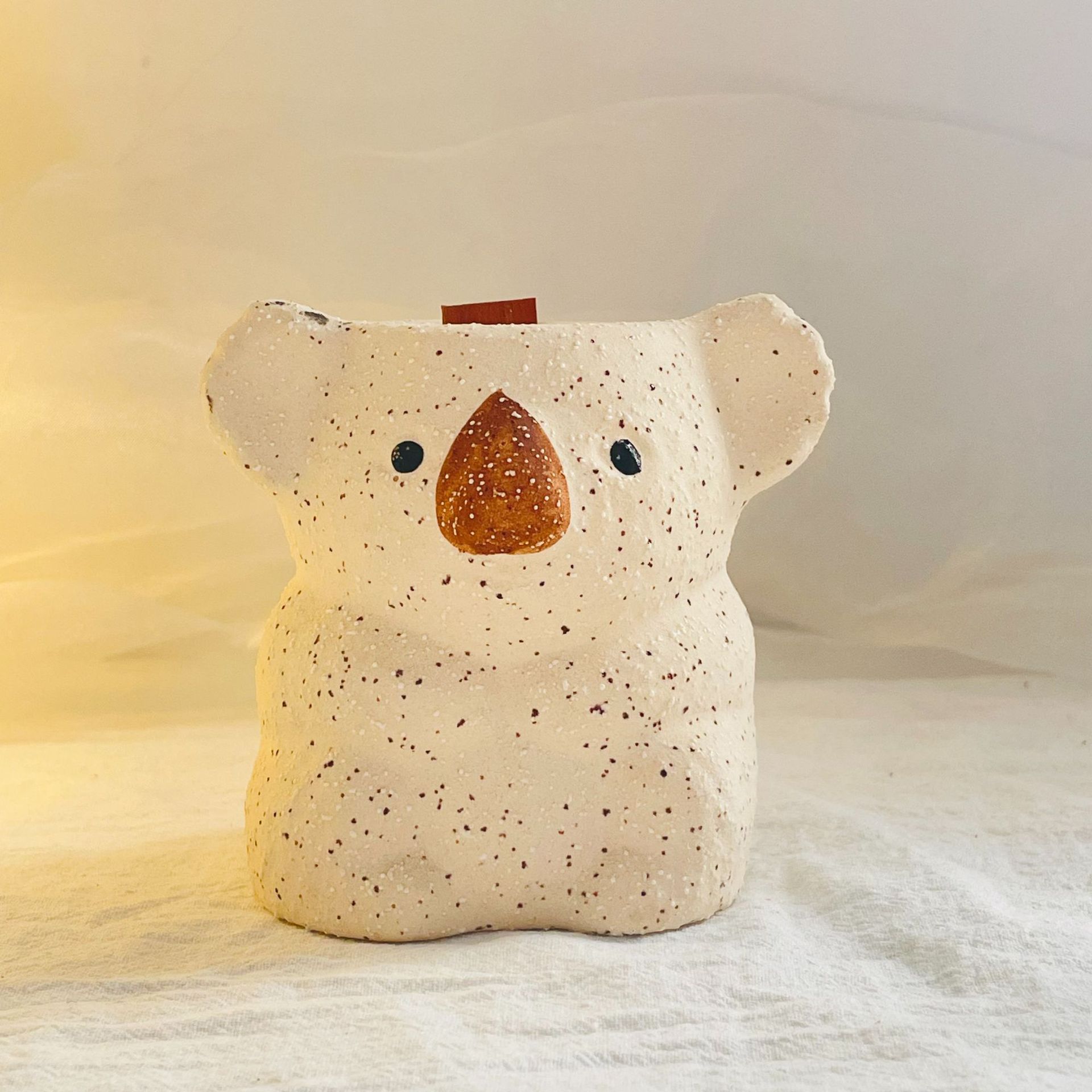 Best Selling Cute koala Ceramic Luxury Wax Handmade Candles In Ceramic Jar Aromatic Candles  Wooden Wicks Scented Candle