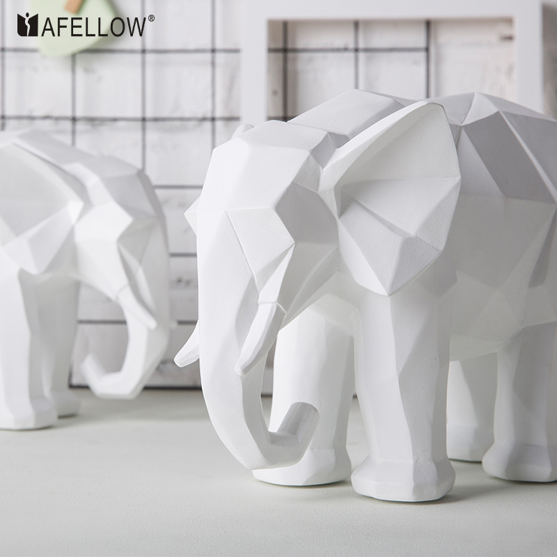 Cheap Fashion Resin White Small Elephant Statue Abstract Sculpture on Sale