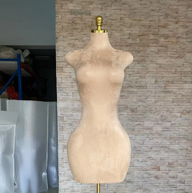 LH-PLUS Big hip boobs curvy female mannequins half body dress form Boutique mannequins Robe Display Mannequin