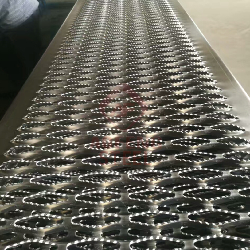 INOX 430 304 201 perforated sheets metals 316L 316l stainless steel perforated sheet