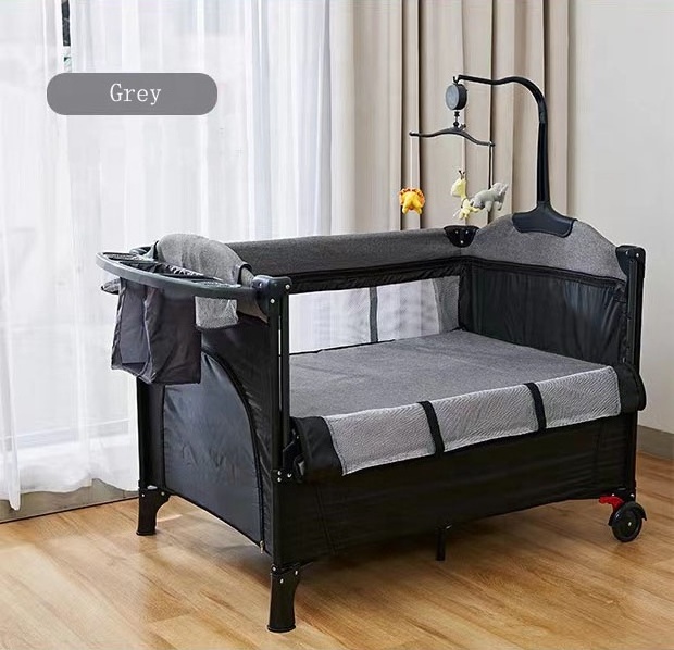 Multifunctional Newborn Baby Bedside Sleeper Luxury Baby Bassinet Bedside Crib with Canopy