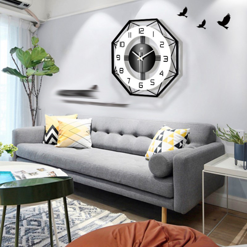 Modern minimalist wall clock home living room hotel creative Nordic style wall hanging decorative silent wall clock