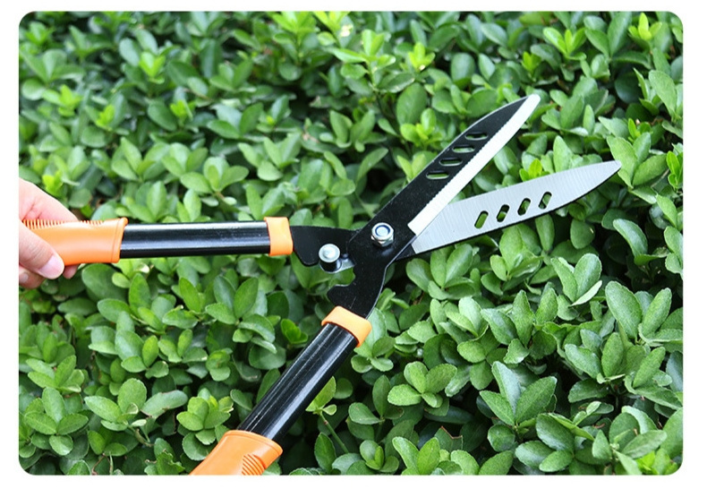 Bypass Lopper - Chops Branches with Ease - Tree Trimmer, Branch Cutter Clean Cut Capacity