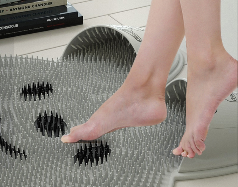 Shower Foot Scrubber Mat - Foot Massager Mat with Non-Slip Suction Cups - Cleans Exfoliation Massages Your Feet Without Bending