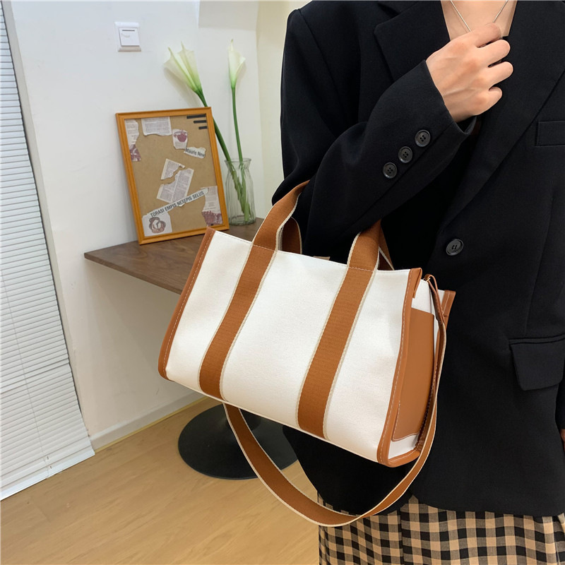 New Large Capacity Canvas Tote Bags for Work Commuting Carrying Concise Bag College Style Student Outfit Book Shoulder Bag