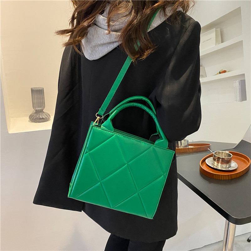 Fashion Exquisite Shopping ladies hand Bag Casual Women's Tote Shoulder Bags Leather Solid Color Chain Handbag for Women 2023