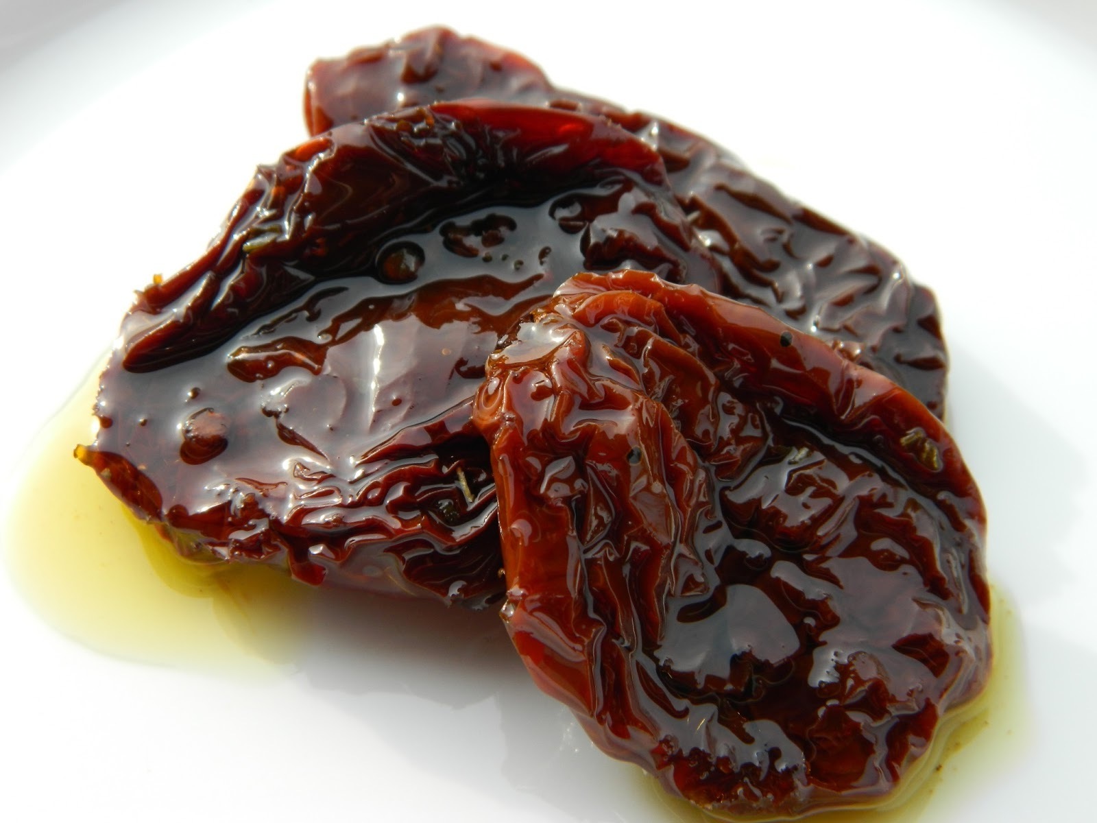 High quality dried tomatoes in extra virgin olive oil 1062ml Made in Italy