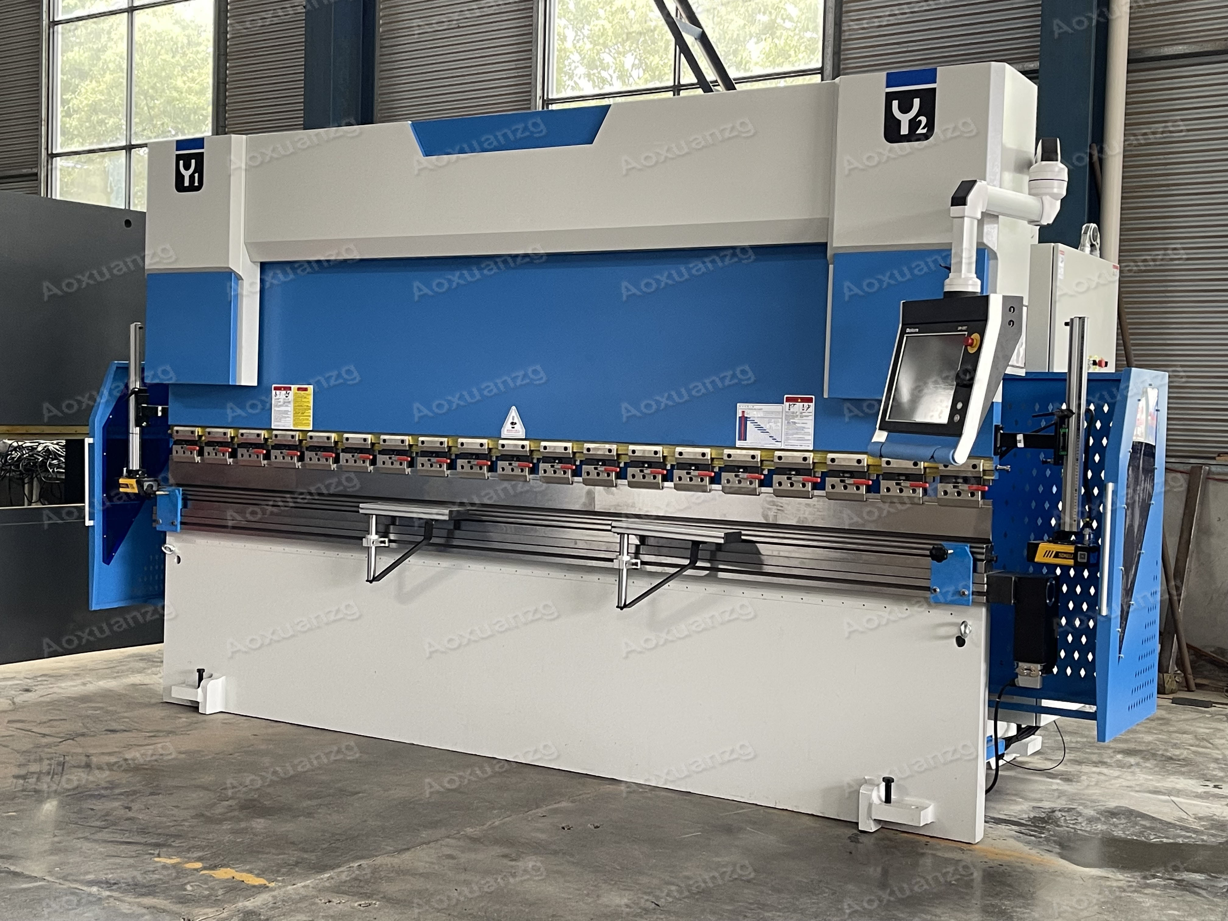 200T4000mm DA69T 8+1 Axis Hydraulic Bending Machine CNC Panel Bender Press Brake Sheet Metal Bending Machine