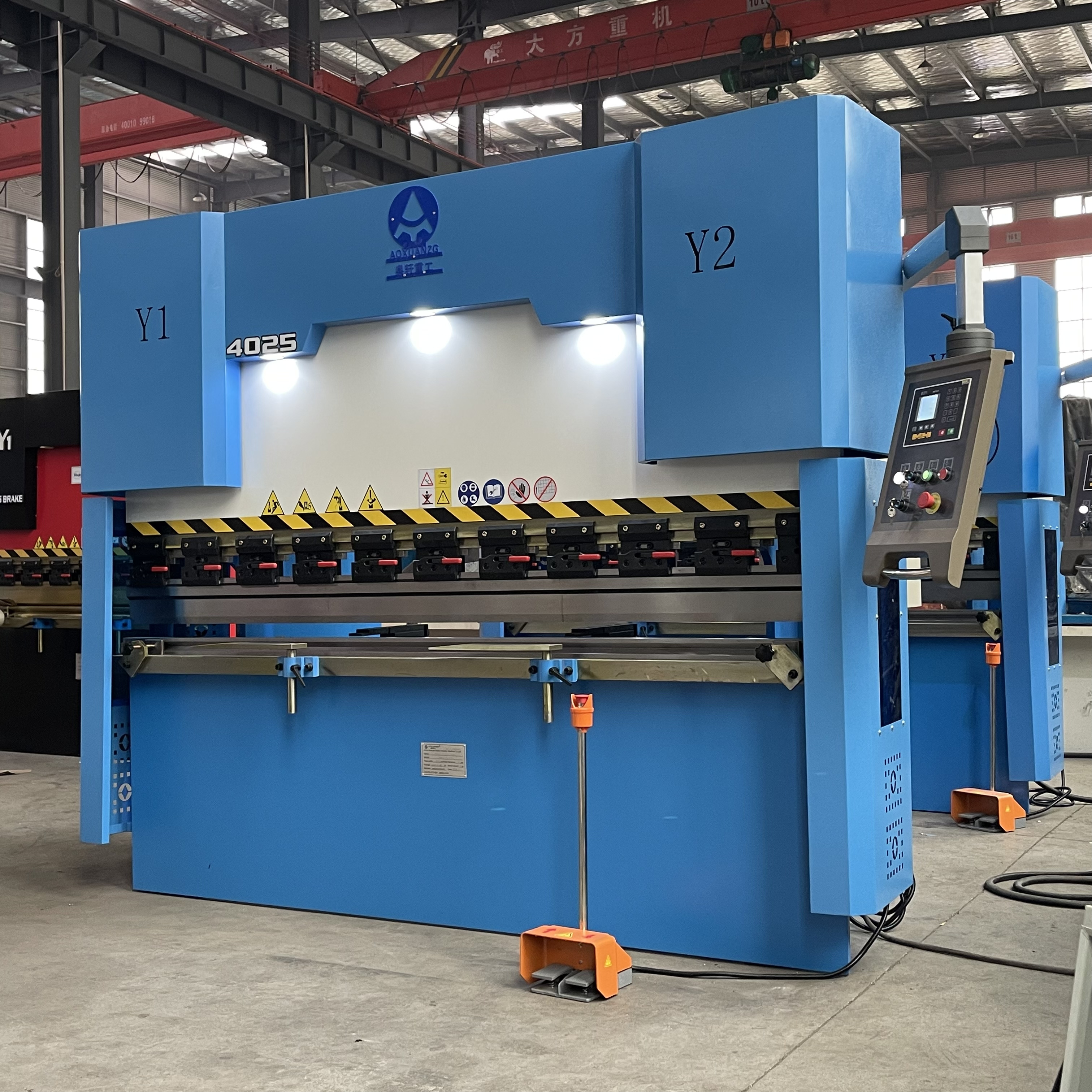 400T2500MM Estun E21 Controller Control NC Press Brake Hydraulic Press Brake Bending Machine for Metal Sheet