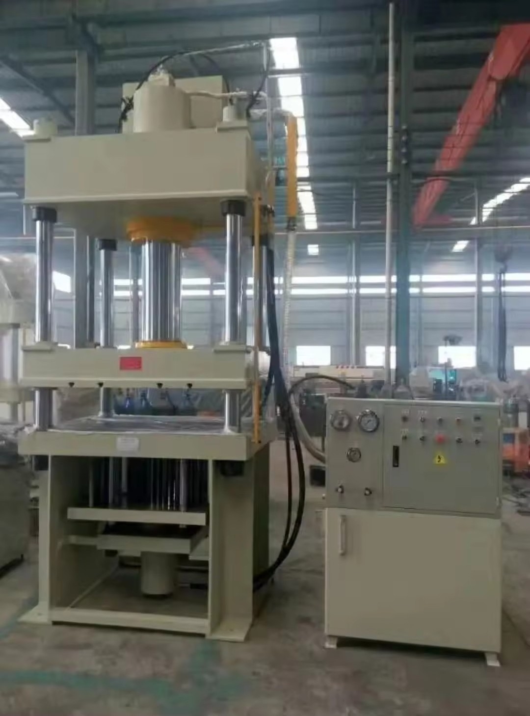 factory Price Four Column Deep Draw Electric Punching Machines 100 Ton 200 Ton 500 Ton Hydraulic Press