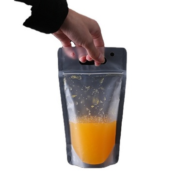 Juice Sealed Drink Pouches Clear Reclosable Hand Held Zipper Plastic Drinking Bags with Plastic Straw