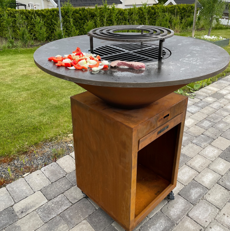 Outdoor barbeque charcoal grill oven rusted corten steel BBQ fire pit