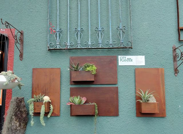 Vertical Galvanized Steel Garden Wall Hanging Pocket Planters