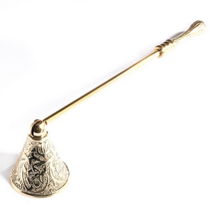 Luxury Theme Design Candle Snuffers With Polished Finishing And Design Indoor Decor Candle Accessories Metal Snuffers