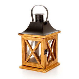 Attractive Outdoor Decorative Lantern Wooden Candle Lantern with Metal Handle for Lightning Home Decoration Christmas