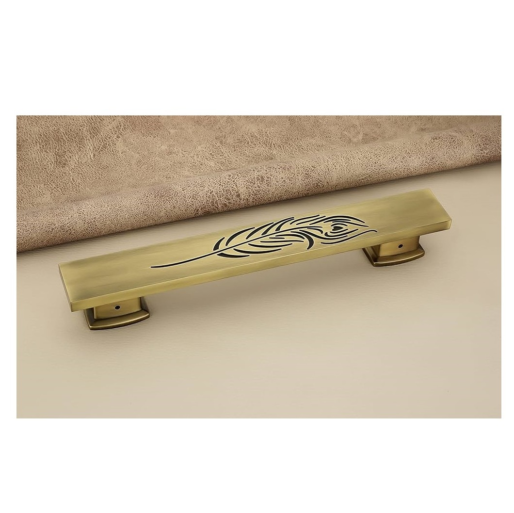 Classic antique brass kitchen cabinet pull handle simple Modern style Luxury Brushed Brass Available At Cheapest Prices