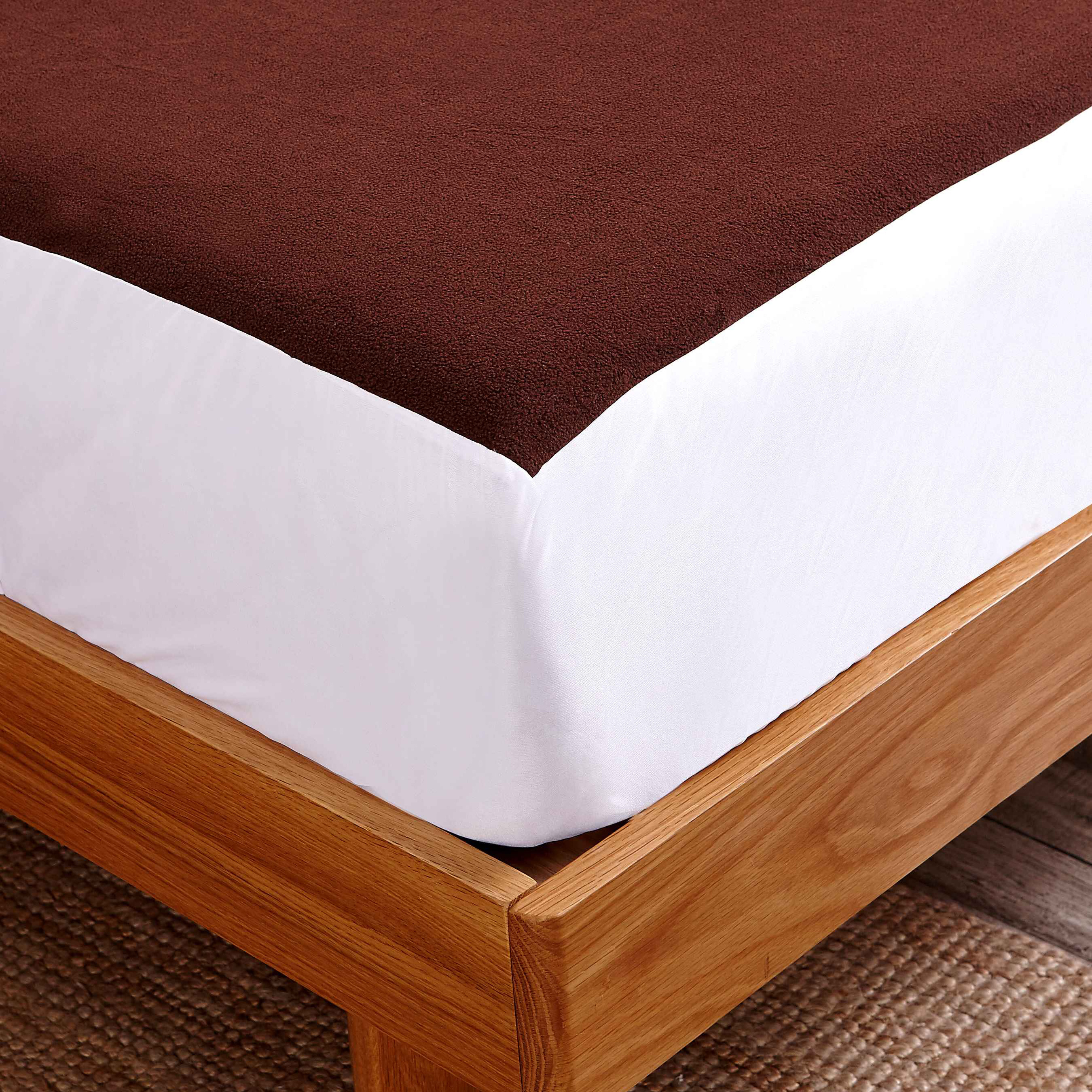 Wholesale Customizable Senior Polar Fleece  Mattress Protector with Waterproof