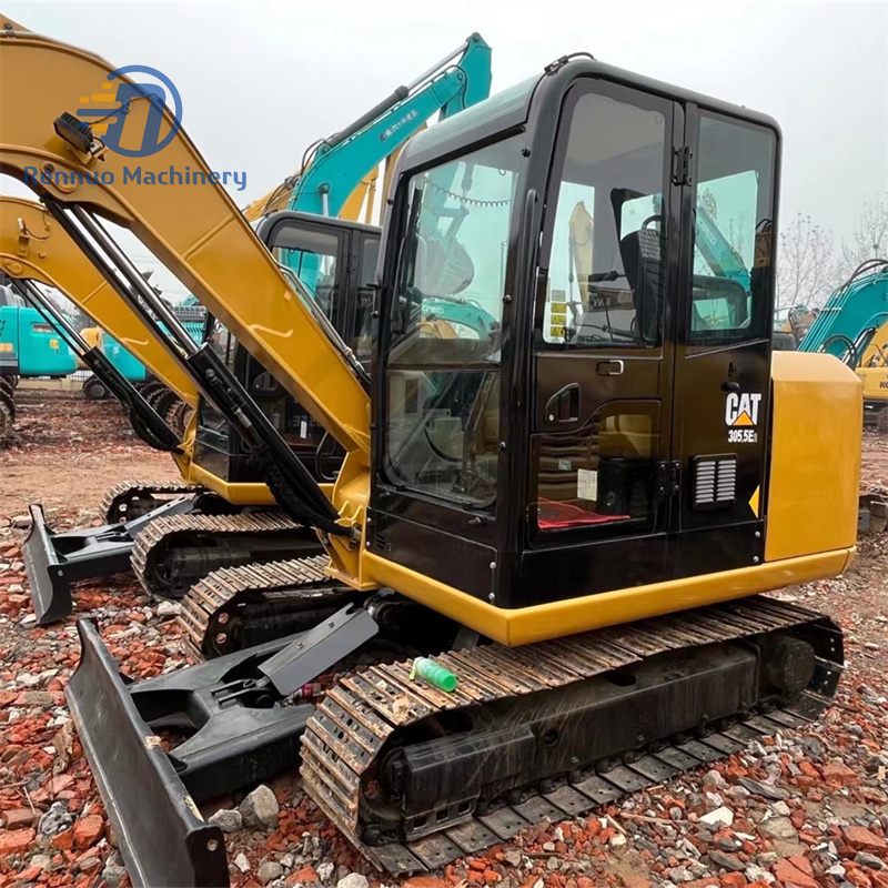 Used original CAT 305.5E2 excavator 5 Ton CAT hydraulic crawler backhoe mini excavator at low price