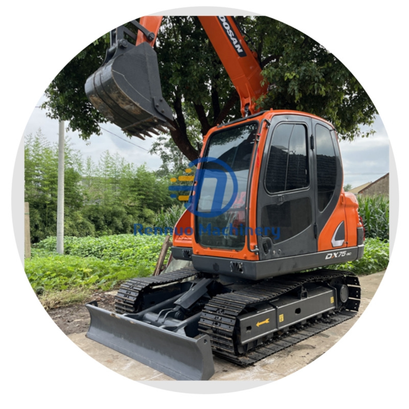 High Efficiency DOOSAN DH75 Excavator Low Price DH150 DH220 DH300 Used Excavator with Dozer Blade and Rubber Crawler Track