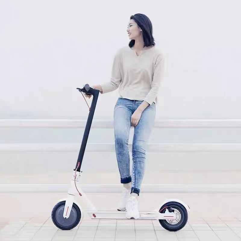 Cost-Effective 36V electric Scooter 45Kmh pink enclosed Electric yellow electric Scooters Powerful Adult