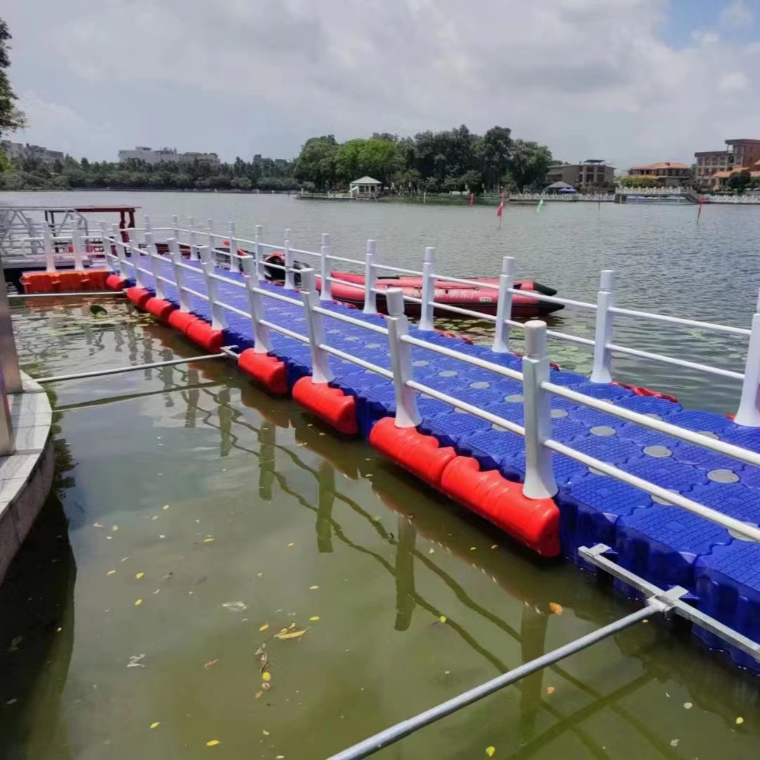 Portable Cube Floating Dock Platform Plastic Modular Pontoon Bridge Used In Jet Ski Floating Dock