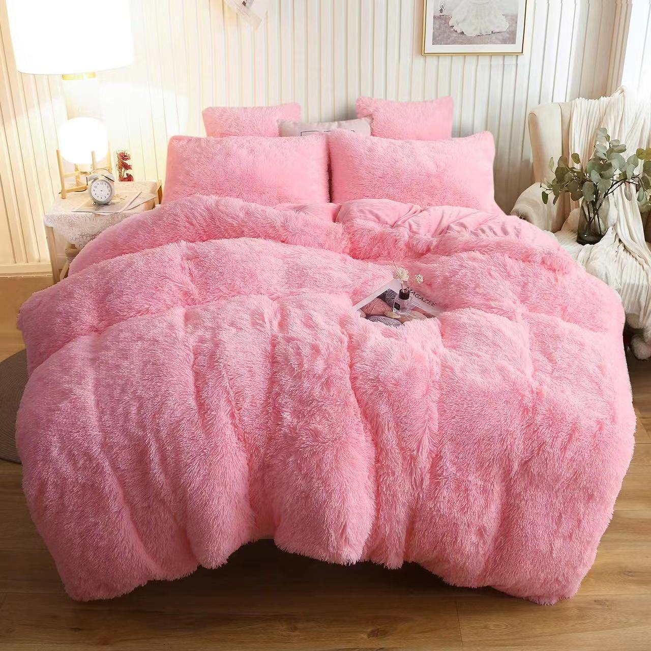 Wholesale luxury fluffy 3pcs duvet cover sets warm shaggy plush bedsheet crystal velvet bedding set for winter