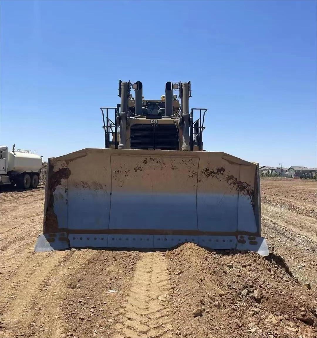 cheap and discount price second hand bulldozer catpillar D10 10 ton