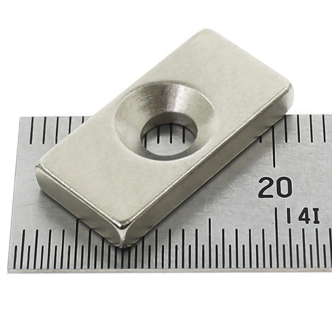 Wholesale n42 Neodymium Block Rectangle Magnets NdFeb Magnet 20x10x5 with Countersunk Hole for cabinet doors closures