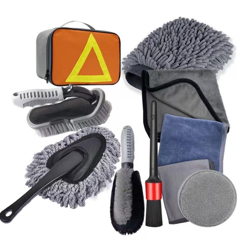 Wholesale Price 10 Pcs Car Cleaning Kit Interior Tire Wheel Car And Motor Cleaning Kit Deep Cleaning Car Kit