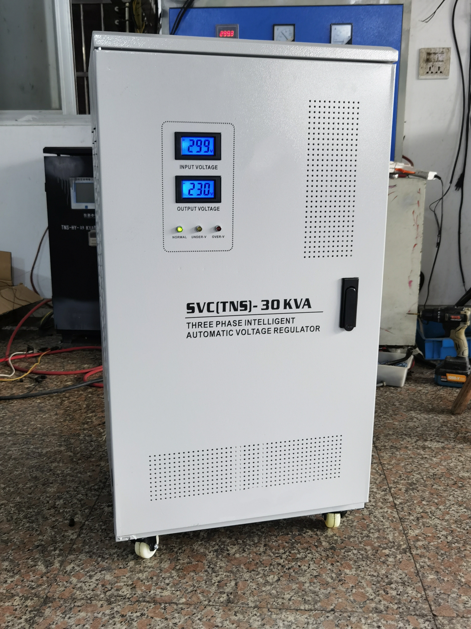 Hot Selling 3 Phase 30 Kva Automatic Servo Voltage Stabilizer Regulator