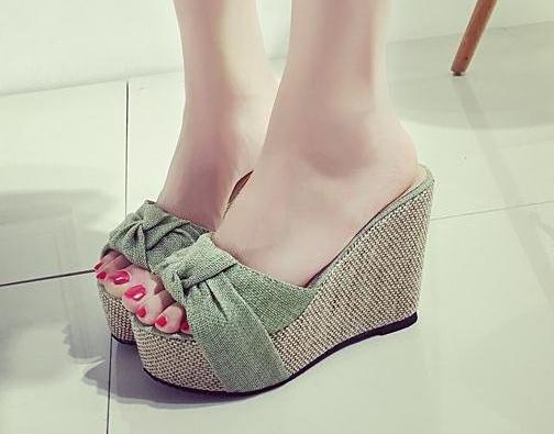 Hotsale woman fashion summer shoes new design elegant ladies slipper