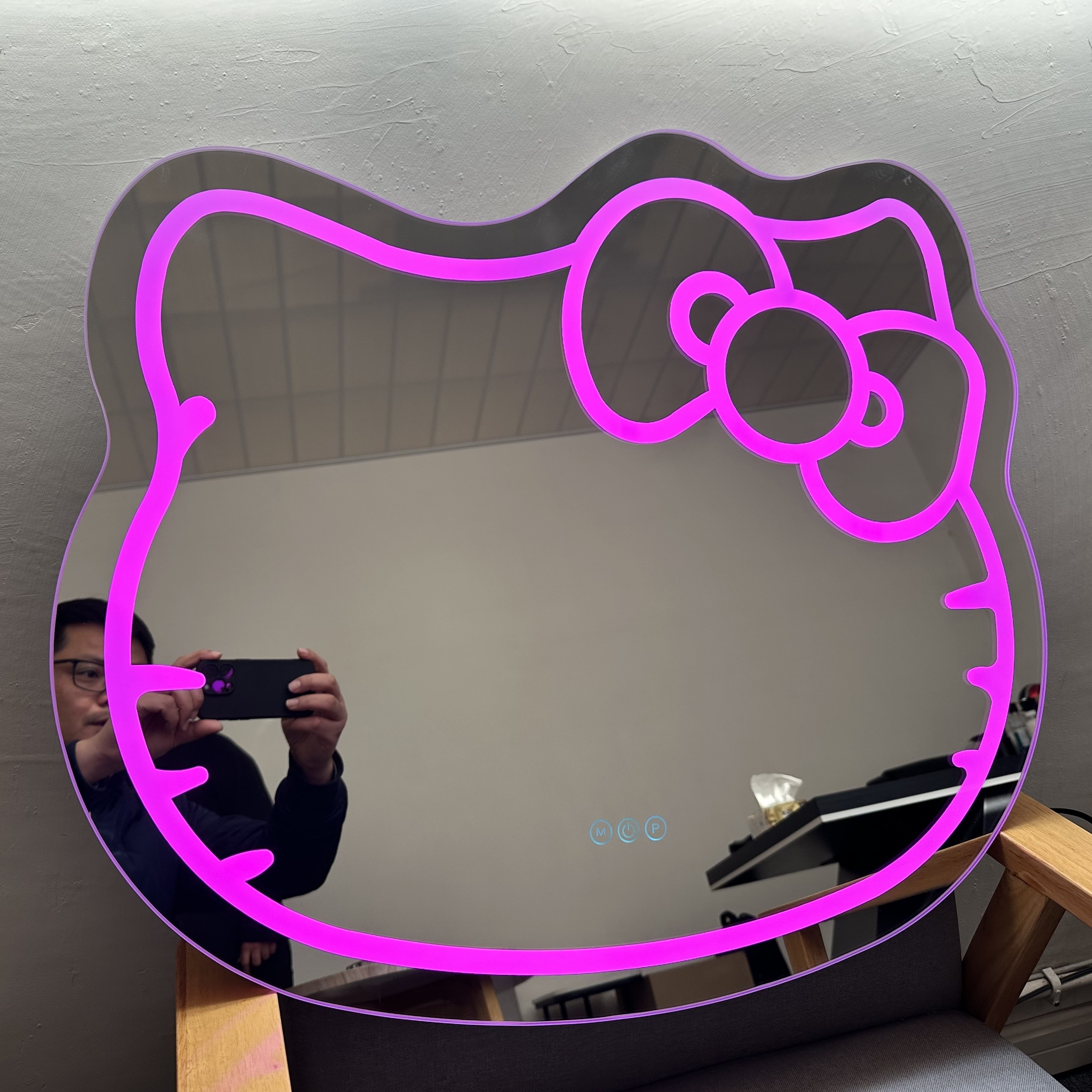 Pink hello kitty vanity mirror led touch dimmer makeup dressing glass mirror for home wall hanging mirrors