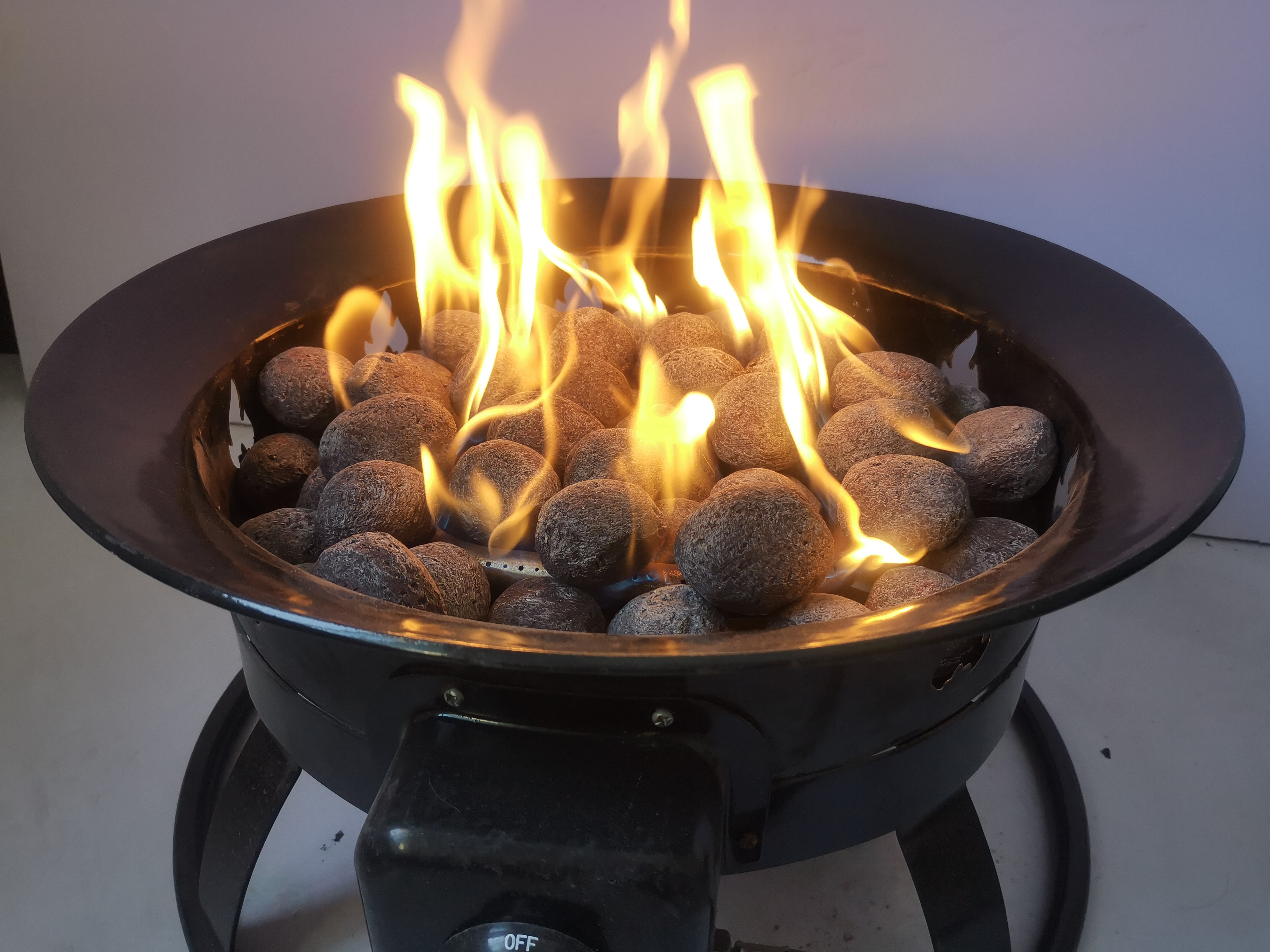 ABLE Ceramic volcanic rock  stones for gas fires fireplace Outdoor gas Fire pit fire table