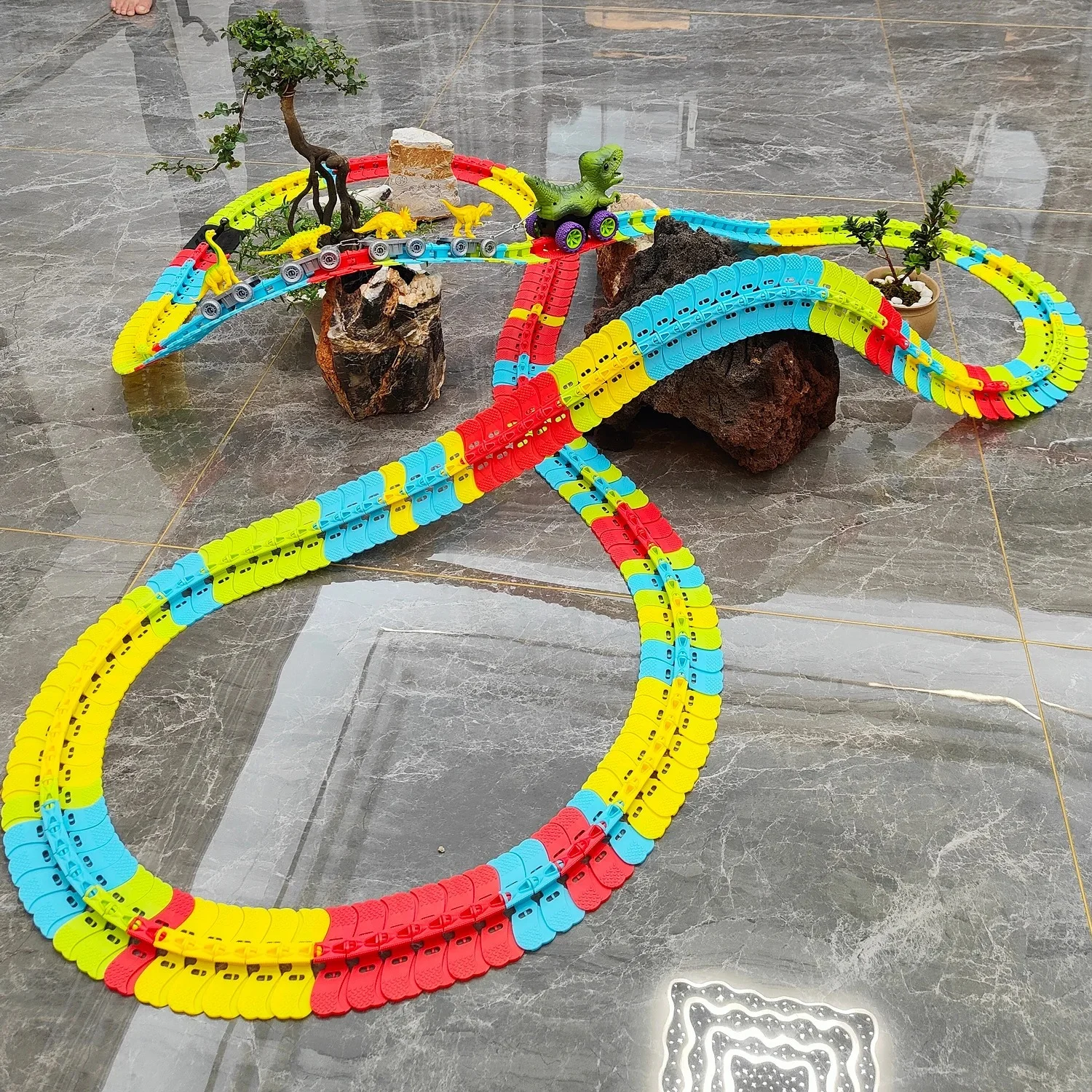 2023 New Design Electric Anti-Gravity Rail Dinosaur Car 360 Rotation Diy Dinosaur Assembled Car Track Toys