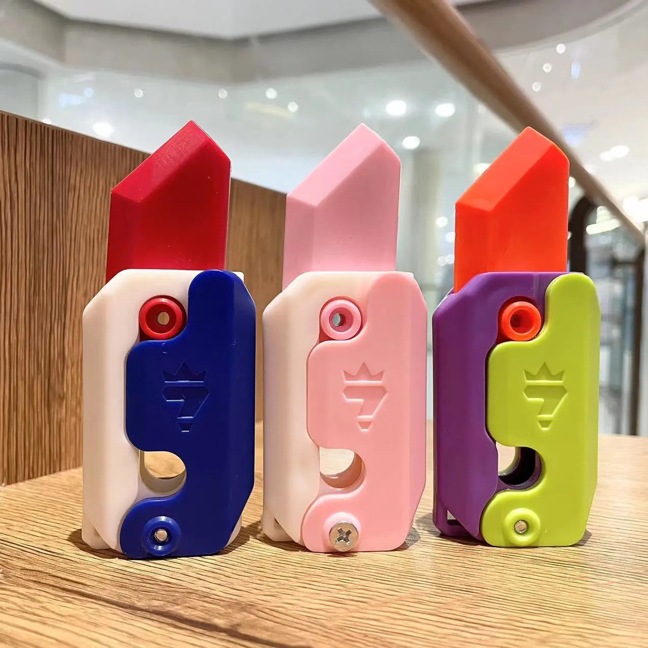 Popular  Gravity Knife Toy Quirky Funny Stress Relief Toy For Offices Decompression Novelty Fidget Toys 3d printed radish  knife