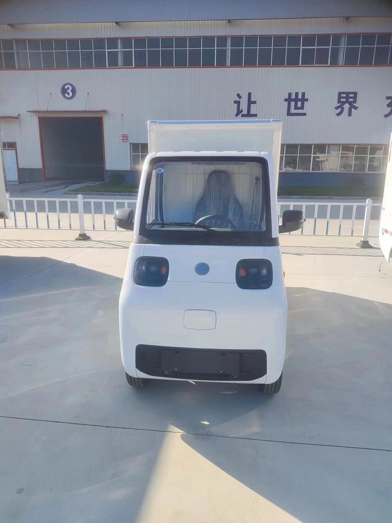 Multi-function Mini Single Seat Electric Pickup Truck For Sale Superior Quality 4 Wheeler Small Van Cargo Car For Delivery