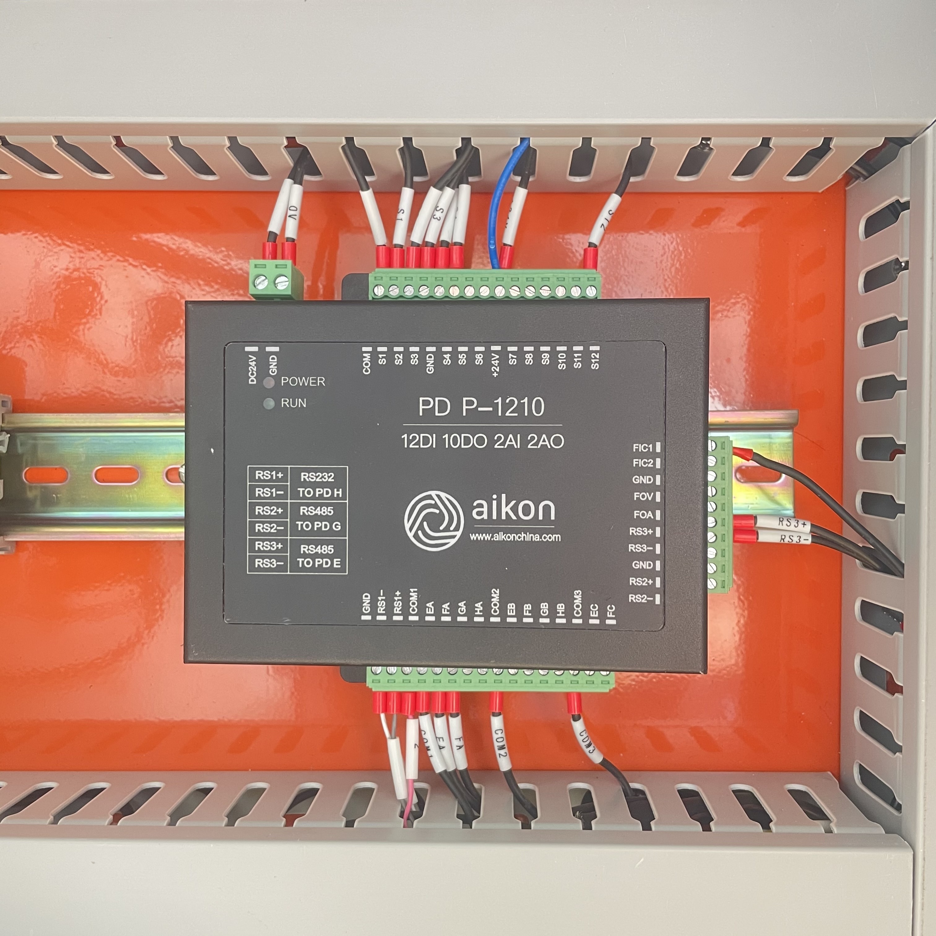 Universal variable speed controller single to 3 phase converter VFD cabinet electrical motor control panel with plc