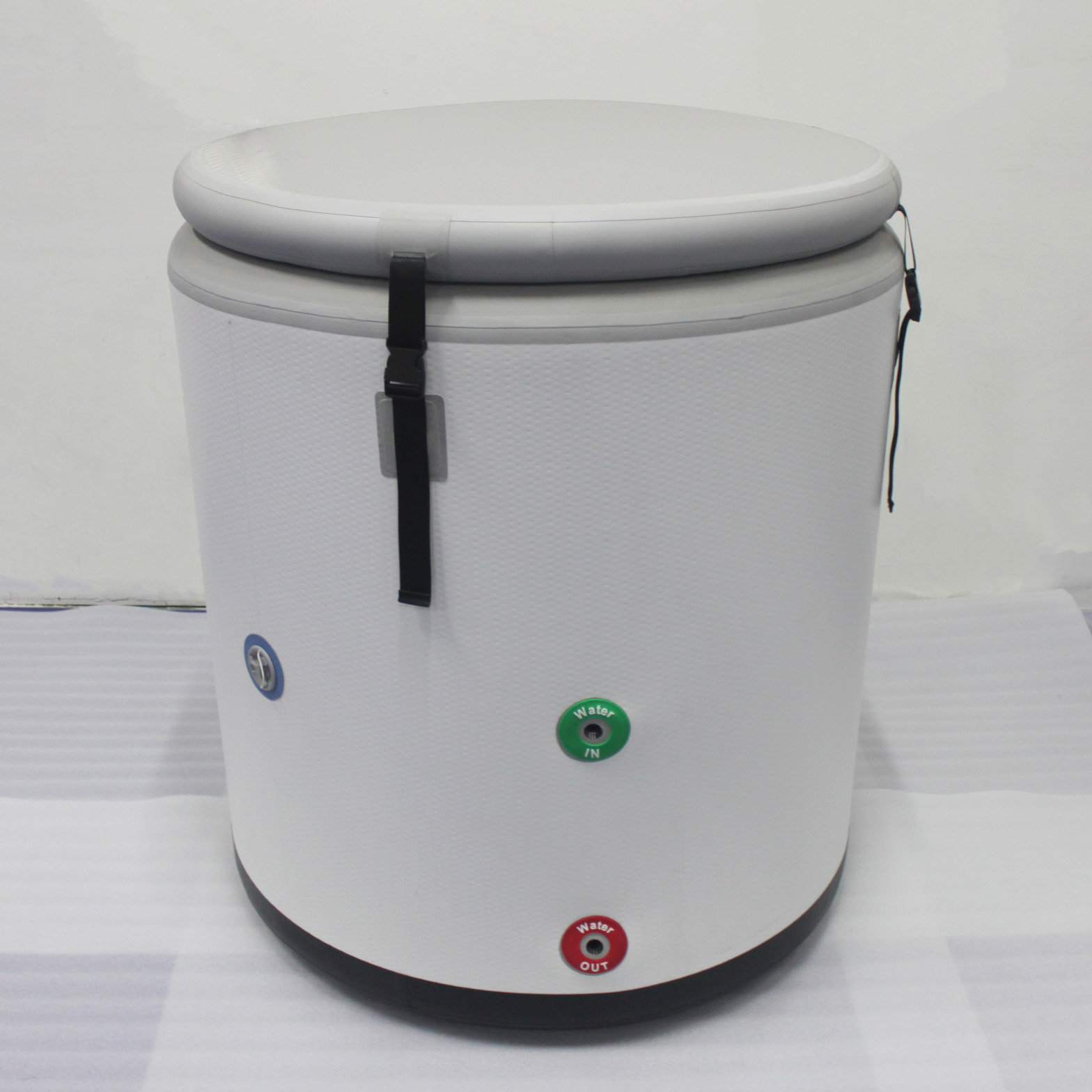 Best Sale Portable Ice Bath Bucket Adults Medical Therapy Ice Recovery Bath With Cooling System