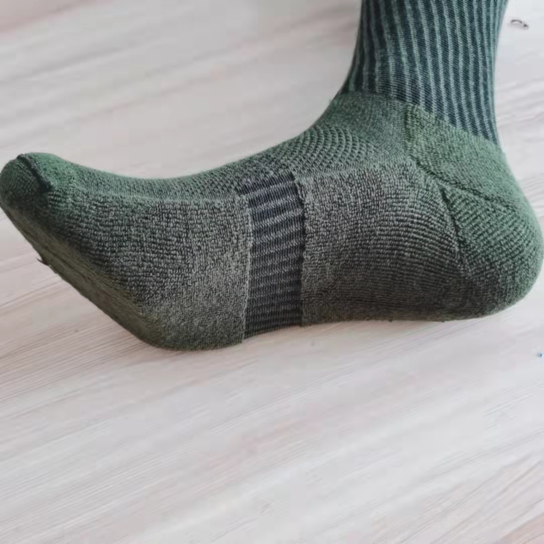 Wholesale Custom Army Green Athletic Socks military green vietnam socks