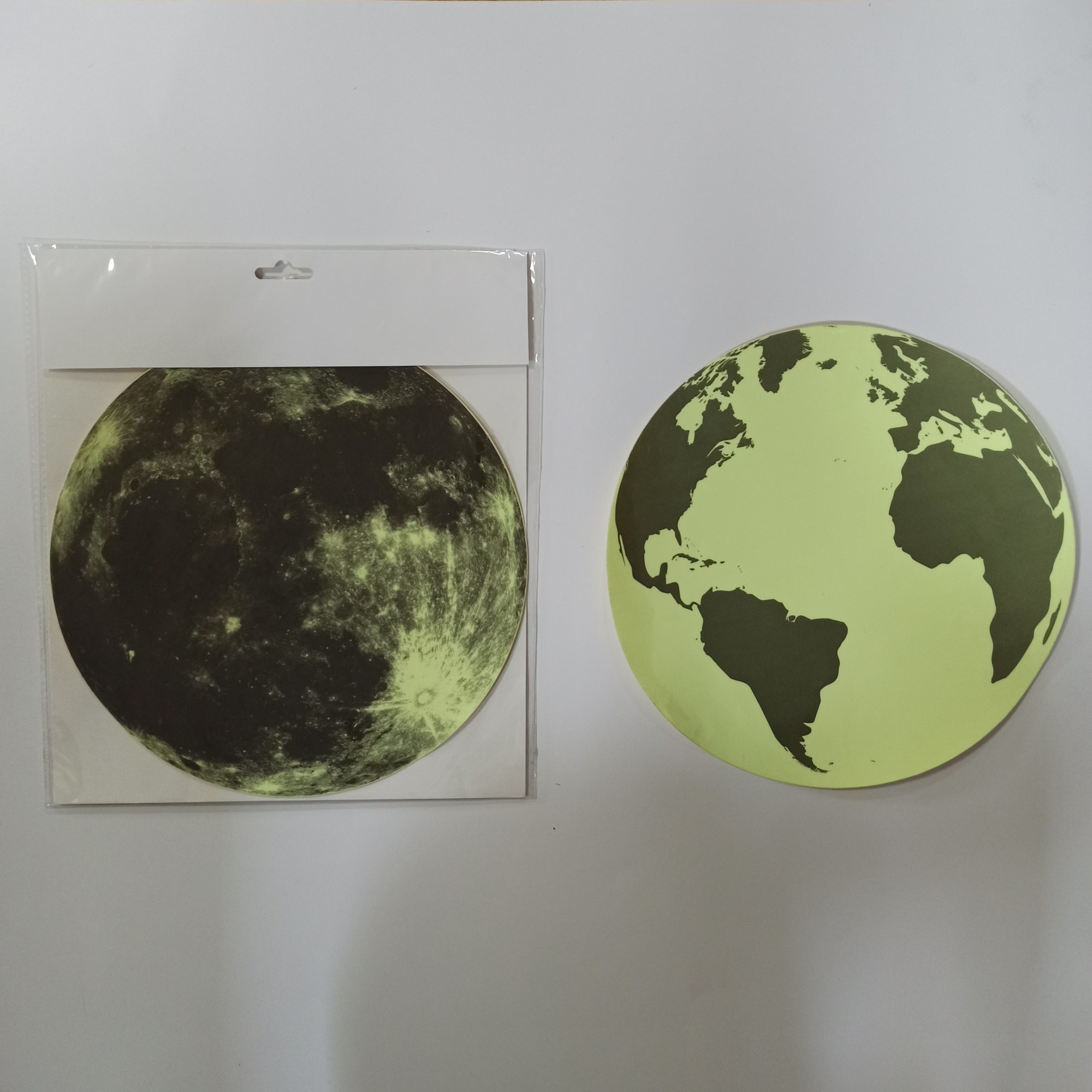 BSCI peel and stick kids room vinyl glow In dark sticker, luminous fluorescence earth wall sticker