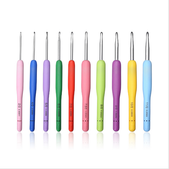 New 2.0mm-6.5mm 10pcs/Set Crochet Hooks Knitting Needles Multi-color Smooth Plastic Grip Handle With Case crochet hook case